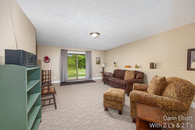 1015 Grosvenor Drive Unit 4, Greenville, MI 48838