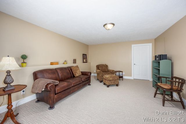 1015 Grosvenor Drive Unit 4, Greenville, MI 48838