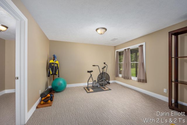 1015 Grosvenor Drive Unit 4, Greenville, MI 48838