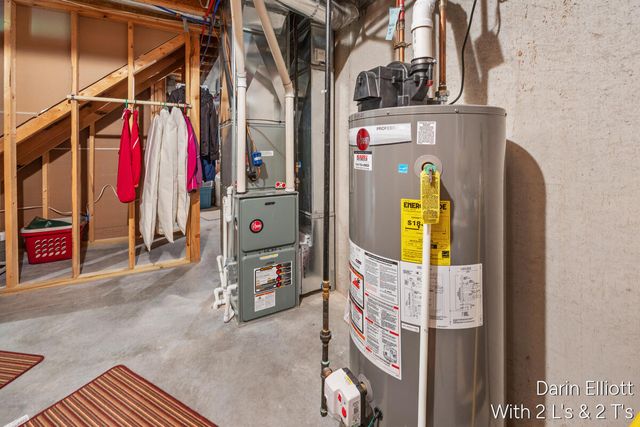 1015 Grosvenor Drive Unit 4, Greenville, MI 48838