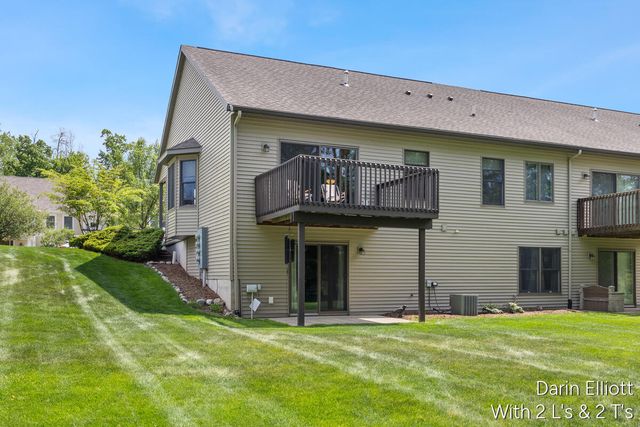 1015 Grosvenor Drive Unit 4, Greenville, MI 48838