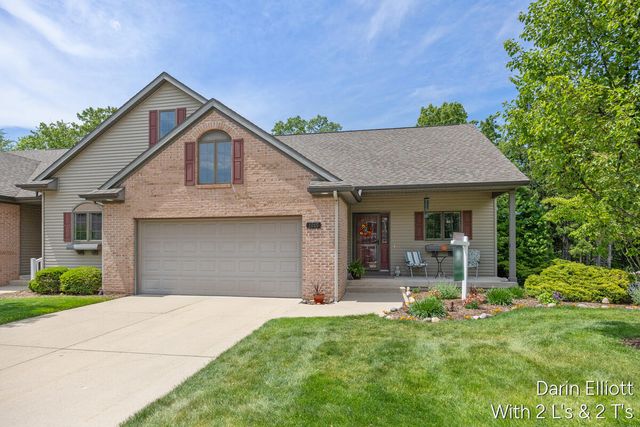 1015 Grosvenor Drive Unit 4, Greenville, MI 48838