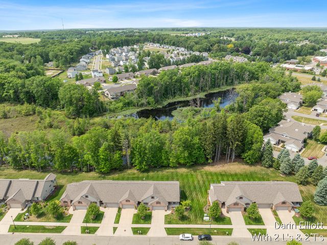 1015 Grosvenor Drive Unit 4, Greenville, MI 48838
