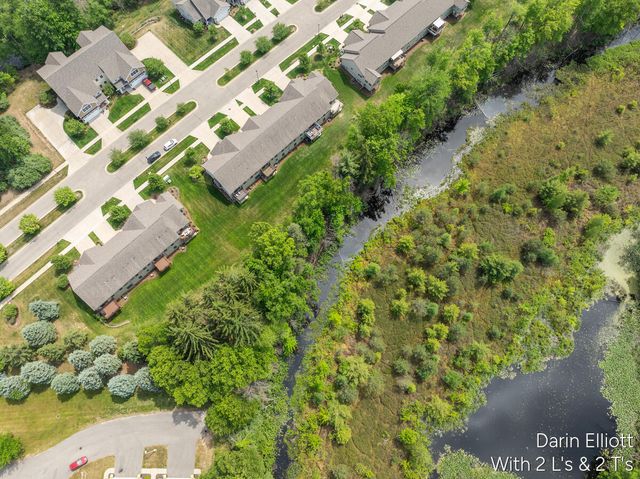 1015 Grosvenor Drive Unit 4, Greenville, MI 48838