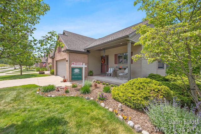 1015 Grosvenor Drive Unit 4, Greenville, MI 48838