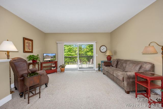 1015 Grosvenor Drive Unit 4, Greenville, MI 48838
