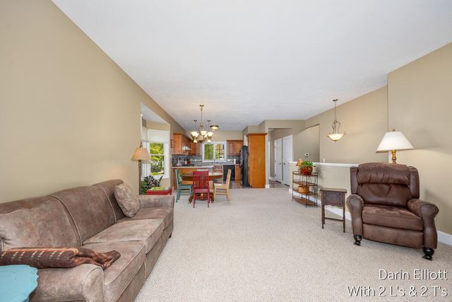 1015 Grosvenor Drive Unit 4, Greenville, MI 48838