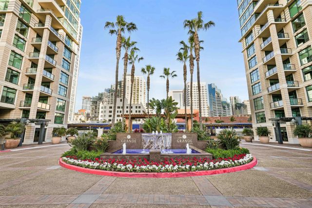 1199 Pacific Hwy 1103, San Diego, CA 92101