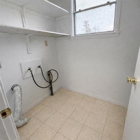 4410 Dean St Street, Lake Charles, LA 70605