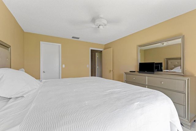 3440 Rossi Court, West Palm Beach, FL 33417