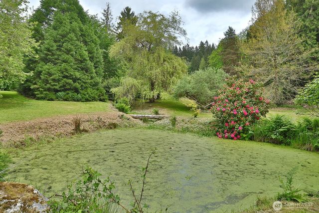 6939 Old Wagon Road, Clinton, WA 98236