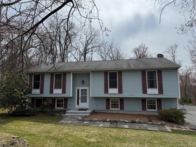 1325 Wurtsboro Mountain Road, Wurtsboro, NY 12790