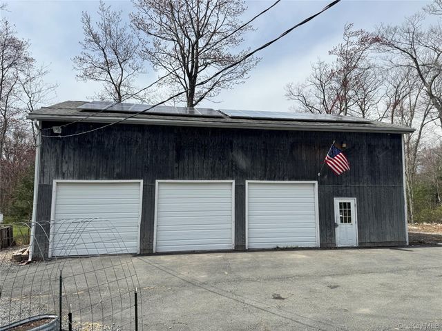 1325 Wurtsboro Mountain Road, Wurtsboro, NY 12790