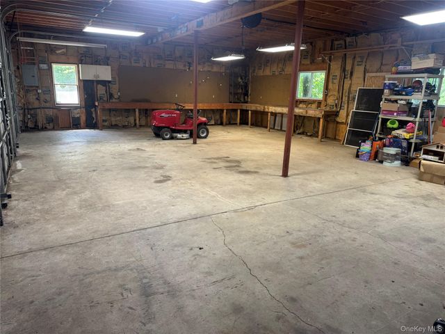 1325 Wurtsboro Mountain Road, Wurtsboro, NY 12790