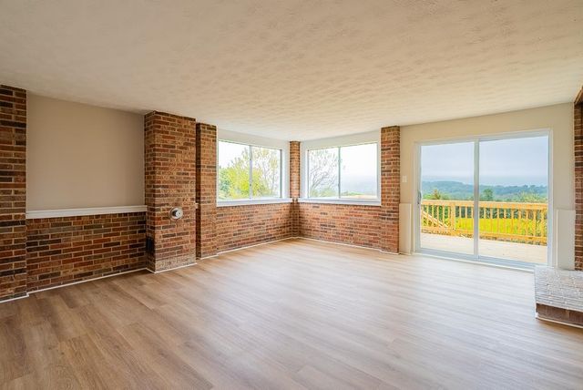 212 ESTHER'S LOOKOUT, Shenandoah, VA 22849