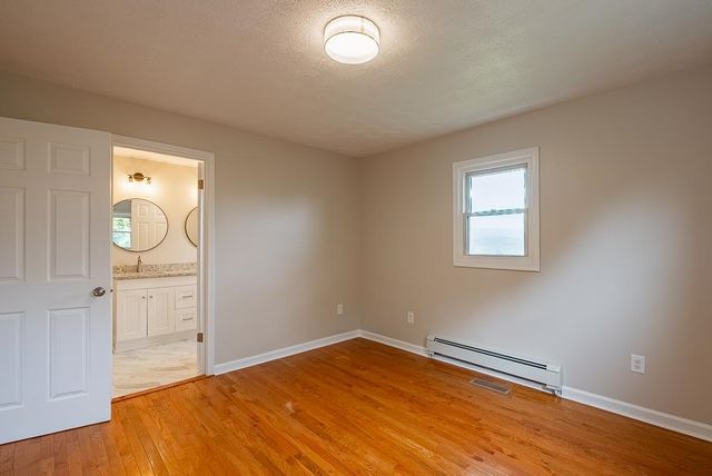 212 ESTHER'S LOOKOUT, Shenandoah, VA 22849