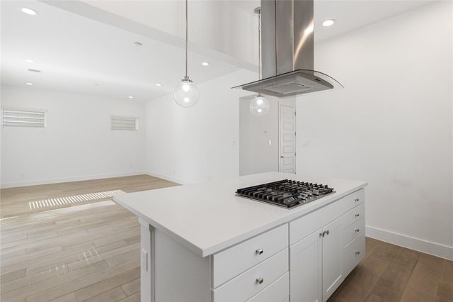 7702 West Side Villas Lane, Houston, TX 77055