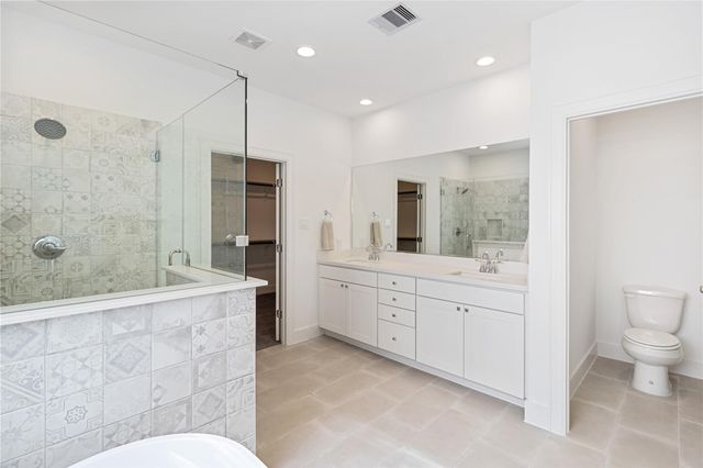 7702 West Side Villas Lane, Houston, TX 77055