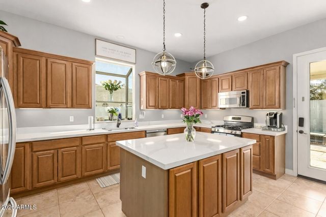 4217 E EDGEMONT Avenue, Phoenix, AZ 85008