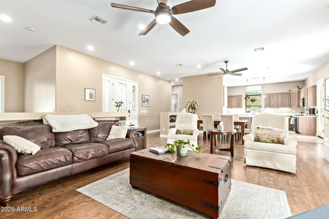 4217 E EDGEMONT Avenue, Phoenix, AZ 85008