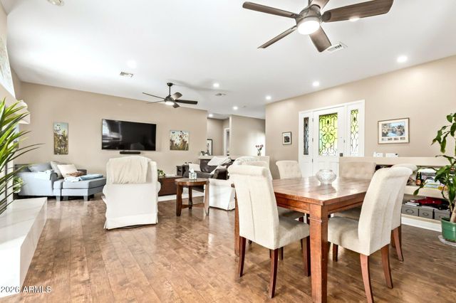 4217 E EDGEMONT Avenue, Phoenix, AZ 85008