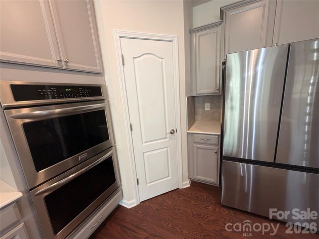 5006 Warbler Way, Lake Wylie, SC 29710