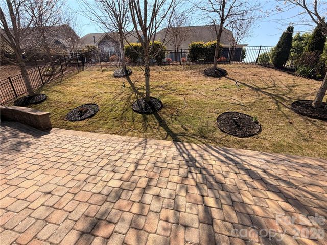 5006 Warbler Way, Lake Wylie, SC 29710