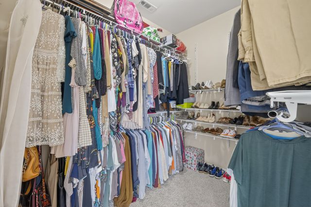 4002 Lilac Ln, Spring Hill, TN 37174