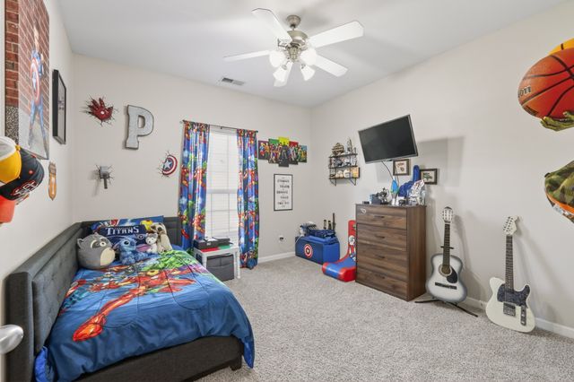4002 Lilac Ln, Spring Hill, TN 37174