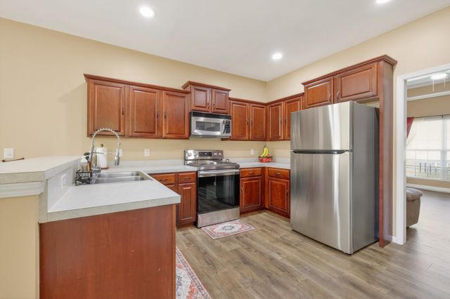 4002 Lilac Ln, Spring Hill, TN 37174