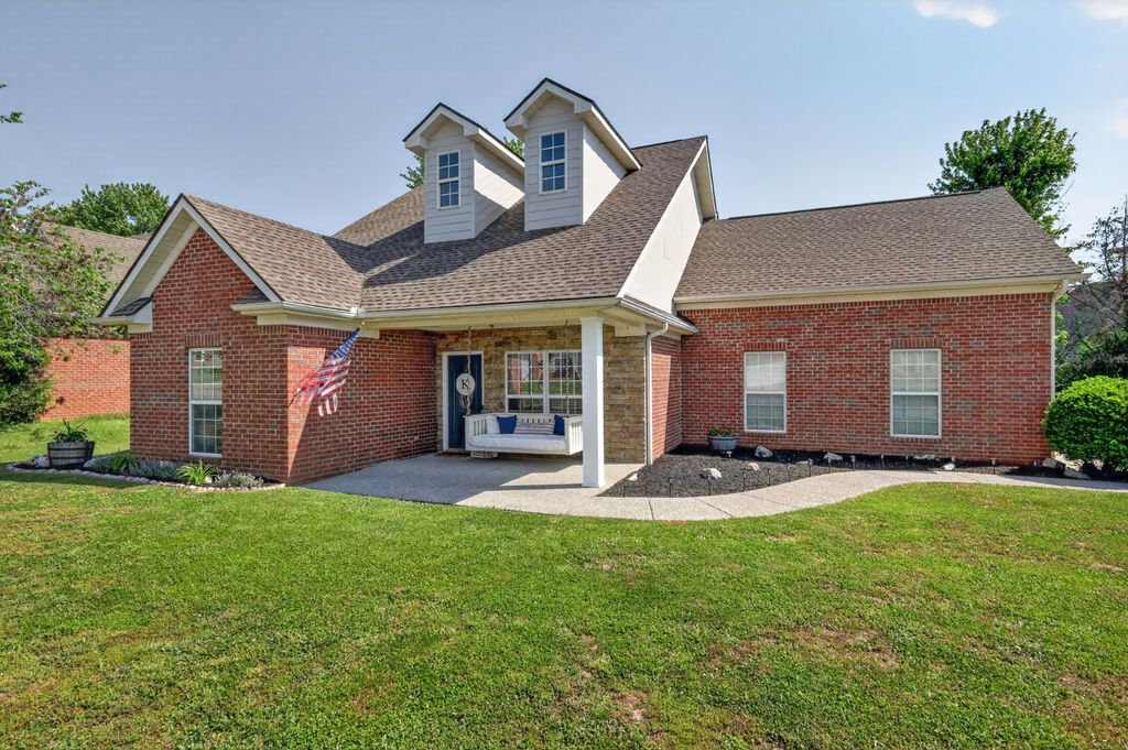 4002 Lilac Ln, Spring Hill, TN 37174