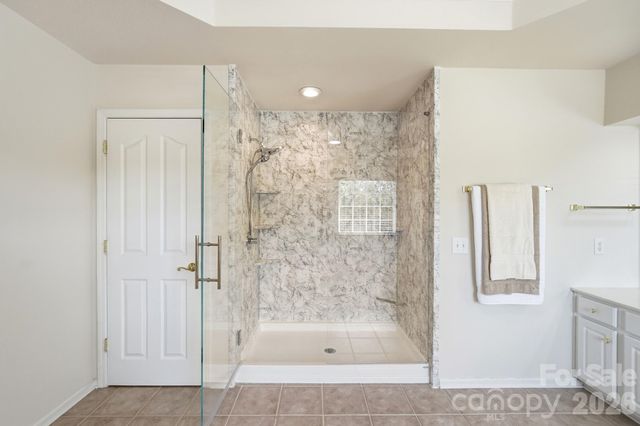 4814 King Arthur Drive, Charlotte, NC 28277