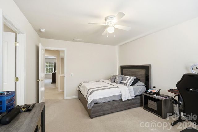 4814 King Arthur Drive, Charlotte, NC 28277