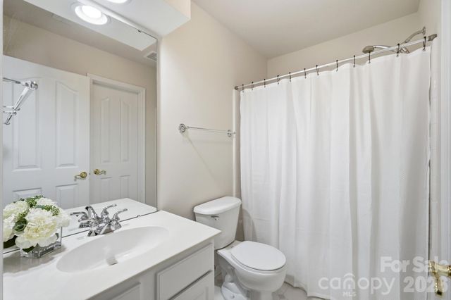 4814 King Arthur Drive, Charlotte, NC 28277