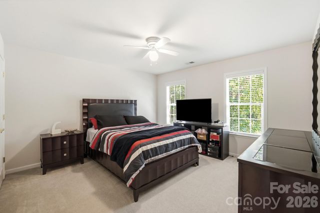 4814 King Arthur Drive, Charlotte, NC 28277