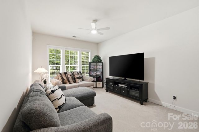 4814 King Arthur Drive, Charlotte, NC 28277