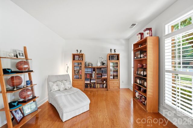 4814 King Arthur Drive, Charlotte, NC 28277