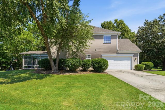 4814 King Arthur Drive, Charlotte, NC 28277