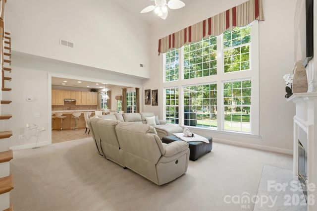 4814 King Arthur Drive, Charlotte, NC 28277