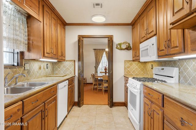 104 Crestline Drive, Lafayette, LA 70507
