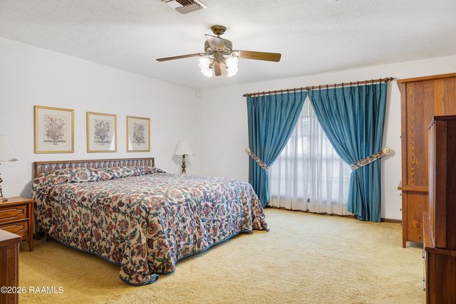 104 Crestline Drive, Lafayette, LA 70507