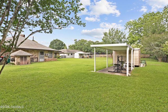 104 Crestline Drive, Lafayette, LA 70507