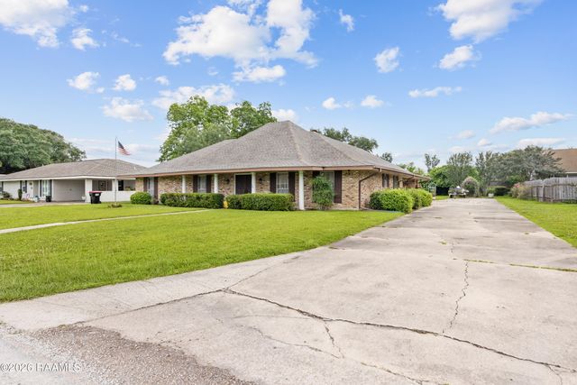 104 Crestline Drive, Lafayette, LA 70507