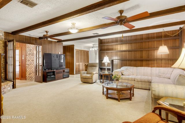 104 Crestline Drive, Lafayette, LA 70507