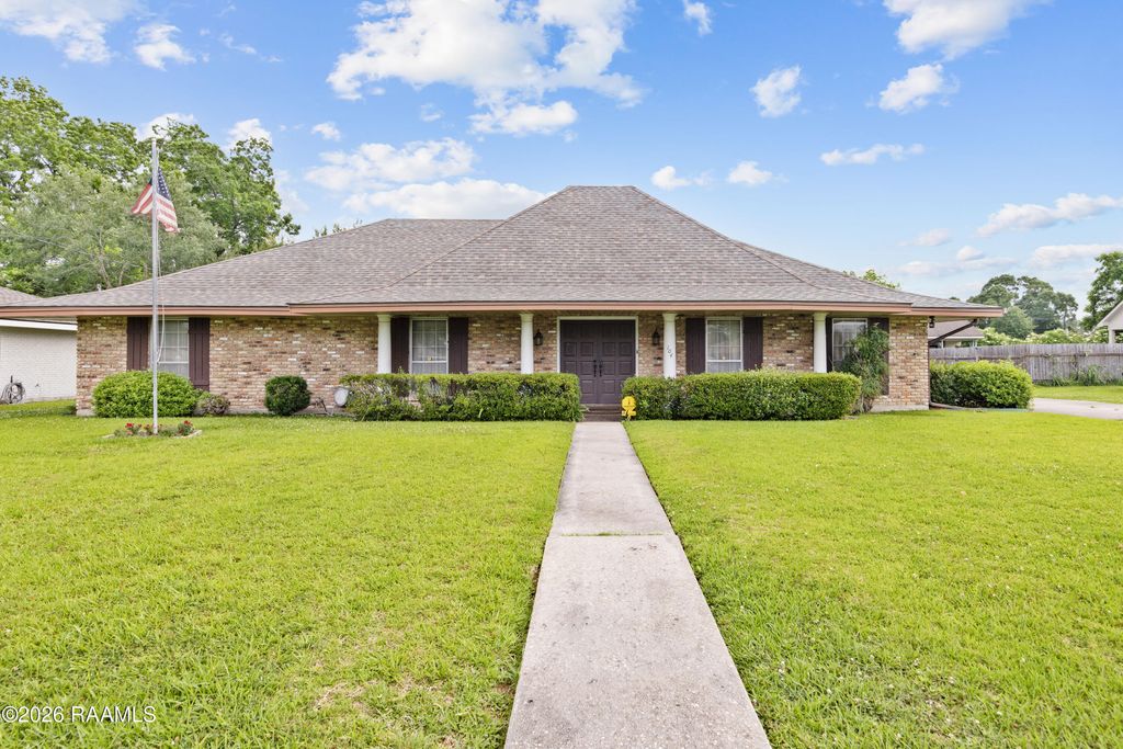 104 Crestline Drive, Lafayette, LA 70507