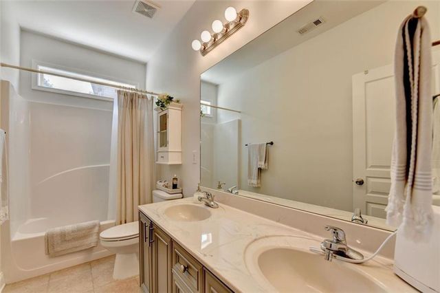 2824 Pleasant Oak Drive, Buford, GA 30519