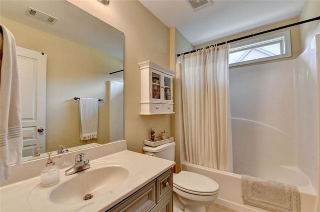 2824 Pleasant Oak Drive, Buford, GA 30519