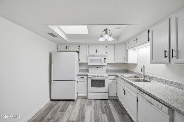 2820 E Inverness Avenue, Mesa, AZ 85204