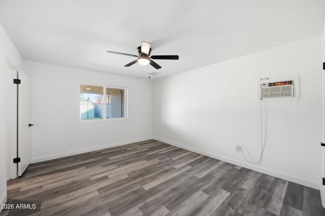 2820 E Inverness Avenue, Mesa, AZ 85204