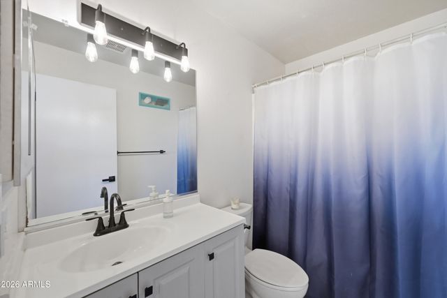 2820 E Inverness Avenue, Mesa, AZ 85204